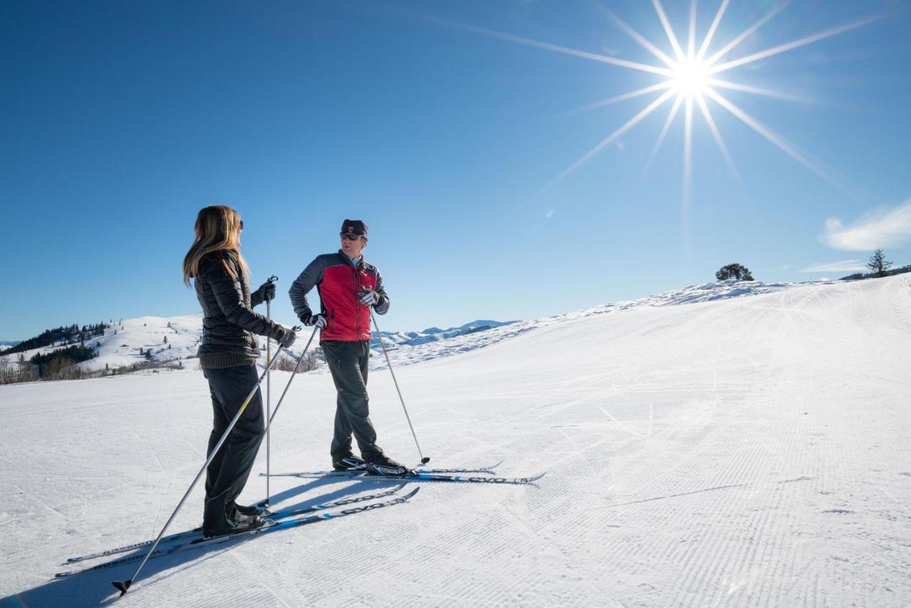 Sun Mountain Lodge Уинтроп Экстерьер фото